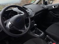 Gebraucht Ford Fiesta 80 PS (58 kW) 2014 Blau Kleinwagen