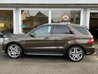 gebraucht Mercedes ML63 AMG AMG 4Matic Performance Package 557 PS Neuwertig !