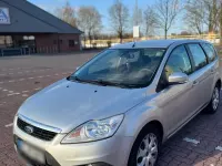 Usata Ford Focus 110 CV (80 kW) 2010 Grigio Station wagon