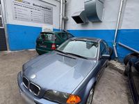 Gebraucht BMW 320 136 PS (100 kW) 2001 Grau Limousine