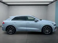 Gebraucht Audi Q8 S-Line 286 PS (210 kW) 2023 Silber SUV
