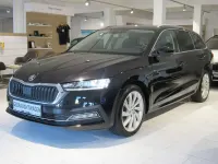 Gebraucht Skoda Octavia 204 PS (150 kW) 2021 Blackmagic perleffe Kombi