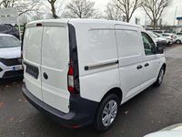 Gebraucht VW Caddy 102 PS (75 kW) 2022 Candyweiß Van / Kleinbus