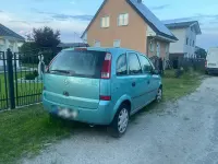 Gebraucht Opel Meriva 63 PS (46 kW) 2003 Grün Van / Kleinbus