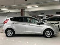 Gebraucht Ford Fiesta Titanium 97 PS (71 kW) 2009 Silber Kleinwagen