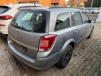 Gebraucht Opel Astra Edition 120 PS (88 kW) 2007 Silber Limousine