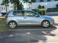 Gebraucht VW Golf 102 PS (75 kW) 2009 Blau Coupé