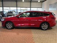 Gebraucht Ford Focus Titanium 155 PS (114 kW) 2022 Rot Kombi