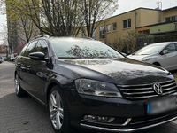 Gebraucht VW Passat 140 PS (102 kW) 2012 Grau Kombi