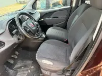 Gebraucht Fiat Doblò Lounge 120 PS (88 kW) 2018 Braun Van / Kleinbus