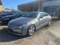 Gebraucht Mercedes E200 Avantgarde 184 PS (135 kW) 2010 Iridiumsilber met. Coupé