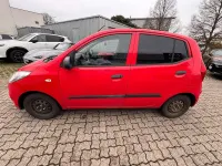 Gebraucht Hyundai i10 Edition 69 PS (50 kW) 2013 Electric red Kleinwagen