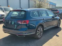 Gebraucht VW Passat GTE 218 PS (160 kW) 2021 Blau Kombi