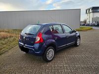Gebraucht Dacia Sandero 75 PS (55 kW) 2008 Blau Kleinwagen