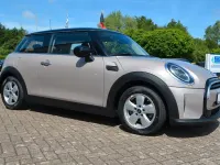 Gebraucht Mini Cooper 136 PS (100 kW) 2023 Grau Kleinwagen