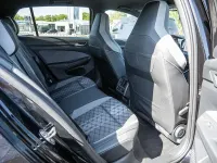 Gebraucht VW Golf VIII R-line 190 PS (139 kW) 2023 Schwarz Limousine