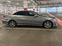 Gebraucht Mercedes E250 AMG 204 PS (150 kW) 2009 Grau Limousine