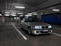 Gebraucht BMW 323 M Sport 170 PS (125 kW) 1999 Silber Limousine