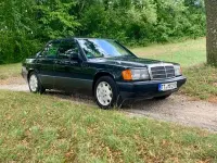 Gebraucht Mercedes 190 109 PS (80 kW) 1990 Schwarz Limousine