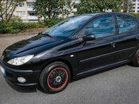 Gebraucht Peugeot 206 75 PS (55 kW) 2002 Schwarz Kleinwagen