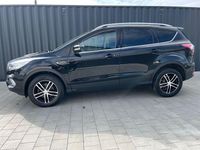 Gebraucht Ford Kuga Cool & Connect 150 PS (110 kW) 2017 Schwarz SUV