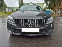 Gebraucht Mercedes C300 258 PS (189 kW) 2019 Schwarz Limousine
