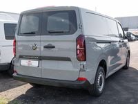 Neu VW T7 150 PS (110 kW) 2026 Grau Van