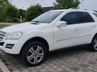 Gebraucht Mercedes ML350 Edition 231 PS (169 kW) 2011 Weiß SUV