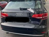 gebraucht Audi A3 Sportback 1.6 TDI Bri Schwarz Nav clim shz xen poc