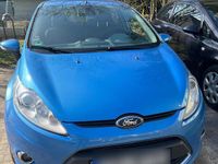 Gebraucht Ford Fiesta 82 PS (60 kW) 2010 Blau Kleinwagen