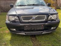 Gebraucht Volvo V40 Standard 140 PS (102 kW) 2003 Schwarz Kombi