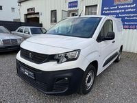 Gebraucht Peugeot Partner Avantage 75 PS (55 kW) 2020 Weiß Van / Kleinbus
