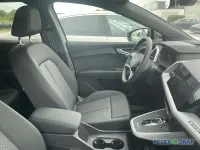 Gebraucht Audi Q4 e-tron Basis 125 kW (170 PS) 2023 Taifungraumetallic SUV