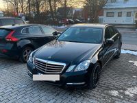 Gebraucht Mercedes E200 Avantgarde 184 PS (135 kW) 2011 Schwarz Limousine