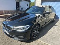 Gebraucht BMW 520 Sport Line 190 PS (139 kW) 2017 Schwarz Limousine