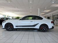 Gebraucht BMW 230 Performance 258 PS (189 kW) 2022 Weiß Coupé