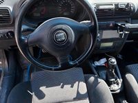 Usata Seat Leon 101 CV (74 kW) 2003 Nero Utilitaria