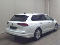 Gebraucht VW Golf VIII Life 150 PS (110 kW) 2024 Weiss Kombi