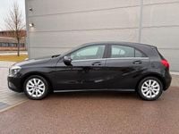 Gebraucht Mercedes A180 122 PS (89 kW) 2013 Schwarz Limousine