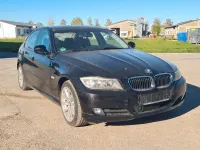 Gebraucht BMW 330 Sport Line 218 PS (160 kW) 2010 Schwarz Limousine