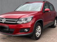 Gebraucht VW Tiguan 122 PS (89 kW) 2013 Rot SUV