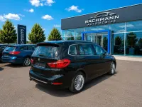 Gebraucht BMW 218 Gran Tourer Luxury Line 150 PS (110 kW) 2015 Schwarz Van / Kleinbus