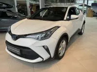 Gebraucht Toyota C-HR Basis 122 PS (89 kW) 2023 Schneeweiß SUV
