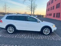 Gebraucht VW Passat Alltrack 118 PS (86 kW) 2012 Weiß Kombi