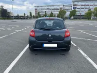 Gebraucht Renault Clio III 75 PS (55 kW) 2007 Grau Kleinwagen