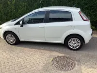 Gebraucht Fiat Punto Dynamic 77 PS (56 kW) 2010 Weiß Kleinwagen