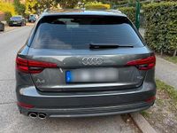 Gebraucht Audi A4 S-Line 218 PS (160 kW) 2017 Grau Kombi