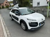 Gebraucht Citroën C4 Feel 82 PS (60 kW) 2015 Weiß Limousine