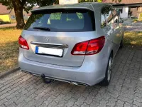 Gebraucht Mercedes B180 AMG line 122 PS (89 kW) 2016 Grau Kleinwagen