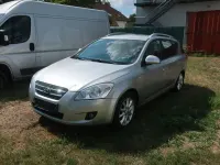 Gebraucht Kia Ceed Sportswagon EX 109 PS (80 kW) 2008 Silber Kombi